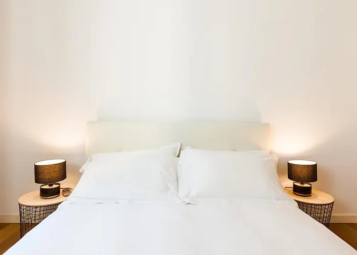 Easyhomes - Piola Bazzini Apartament Mediolan
