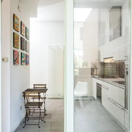 Easyhomes - Piola Bazzini * Milánó