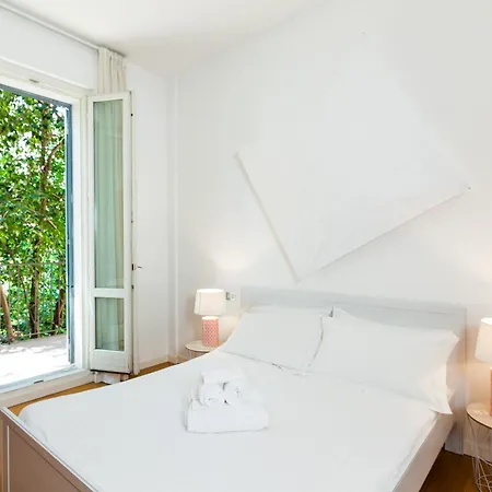 Easyhomes - Piola Bazzini Apartman Milánó