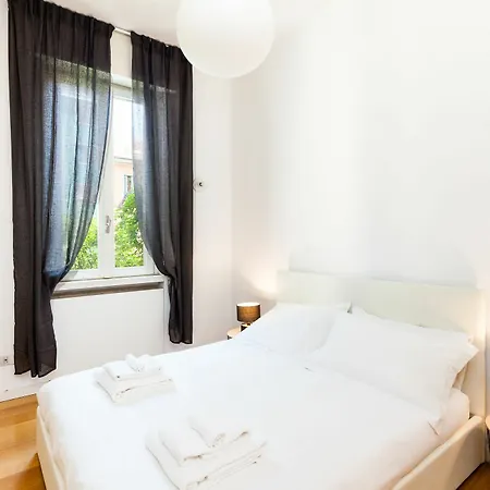 Apartment Easyhomes - Piola Bazzini